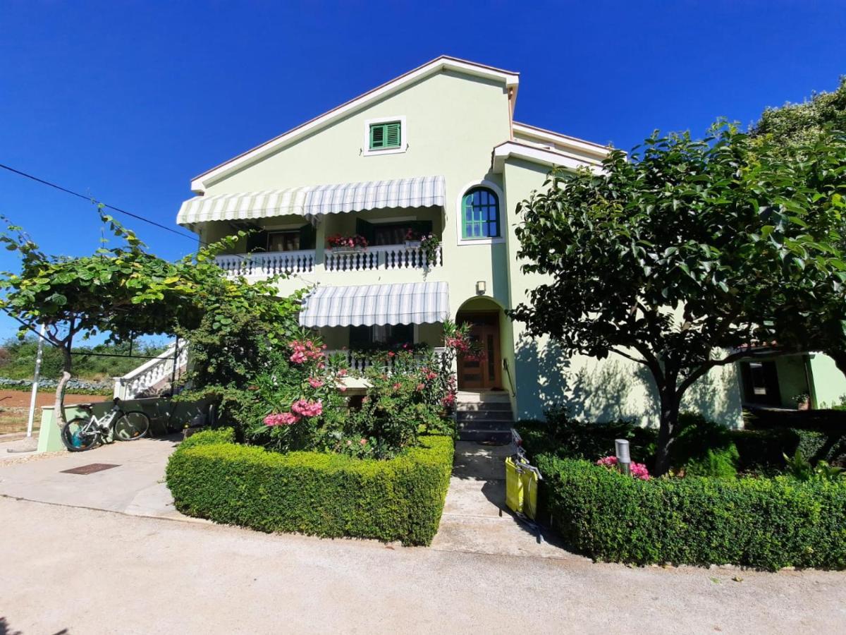 Apartman Barbir Sukošan Exterior foto